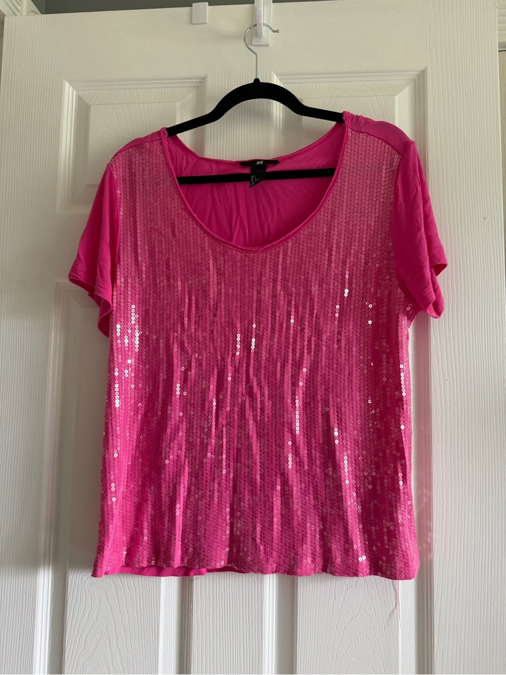 H&M Hot Pink Sequin Short Sleeve Scoop Neck Tee